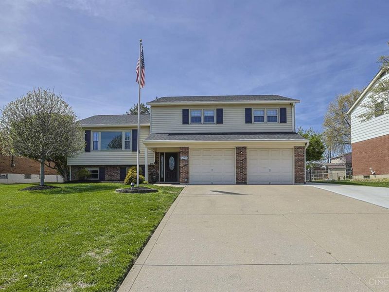 5860 Timely Terrace, Delhi Twp, OH 45233 Photo 2