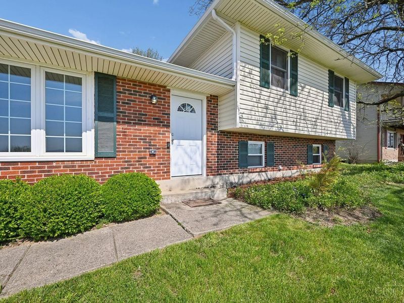 3760 Dust Commander Drive, Fairfield Twp, OH 45011 Photo 4