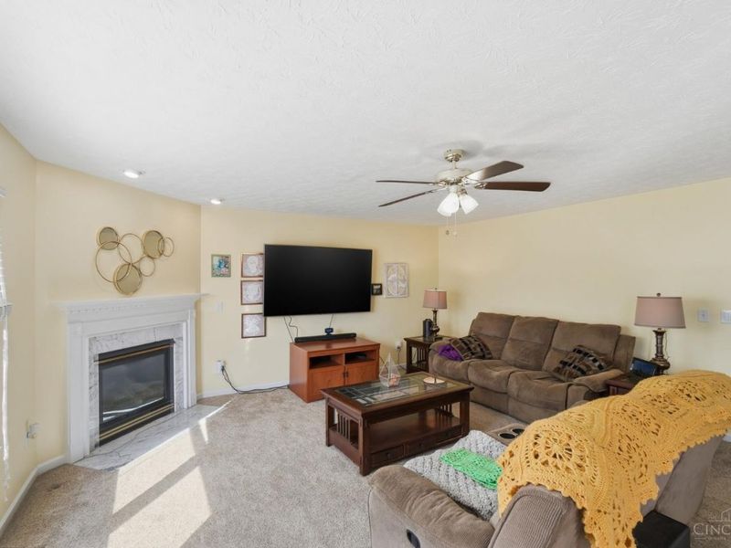 151 Arbor Glen Court, Maineville, OH 45039 Photo 6