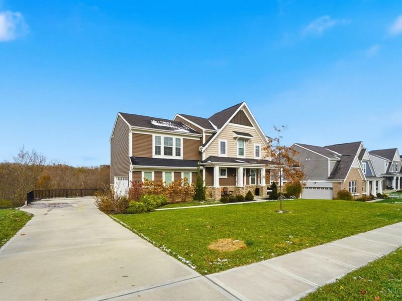 2794 Buckridge Drive, Miami Twp, OH 45233 Photo 3