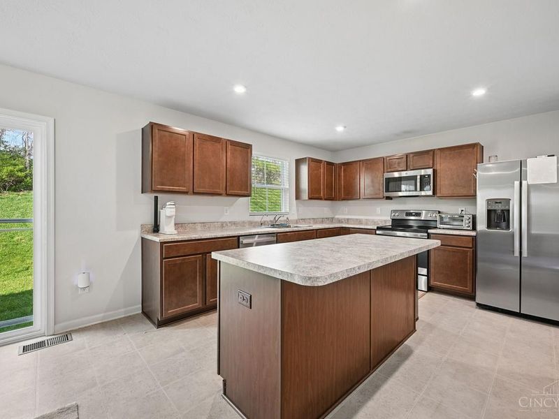 4910 Allens Ridge Drive, Morrow, OH 45152 Photo 8