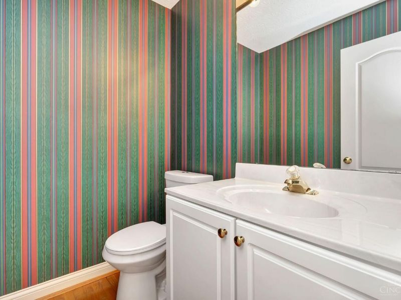 8552 Deerway Drive, Sycamore Township, OH 45236 Photo 21