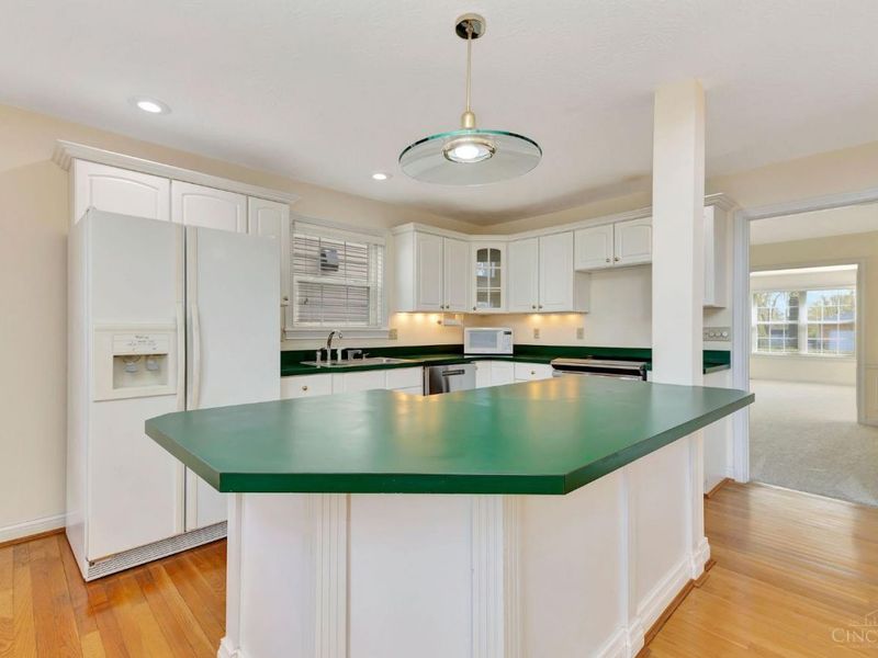 8552 Deerway Drive, Sycamore Township, OH 45236 Photo 25