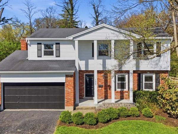 1405 Holman View Drive, Wyoming, OH 45215