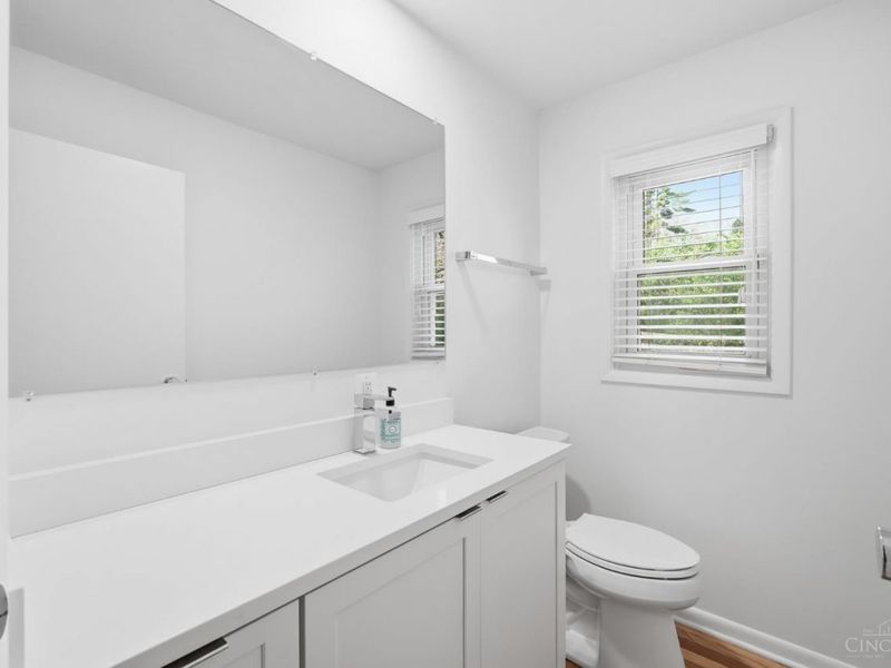 1405 Holman View Drive, Wyoming, OH 45215 Photo 24