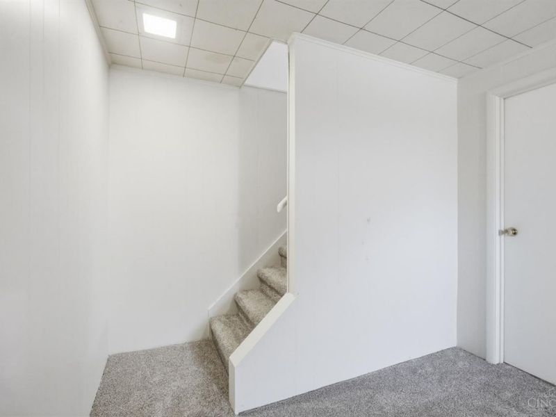 1405 Holman View Drive, Wyoming, OH 45215 Photo 48