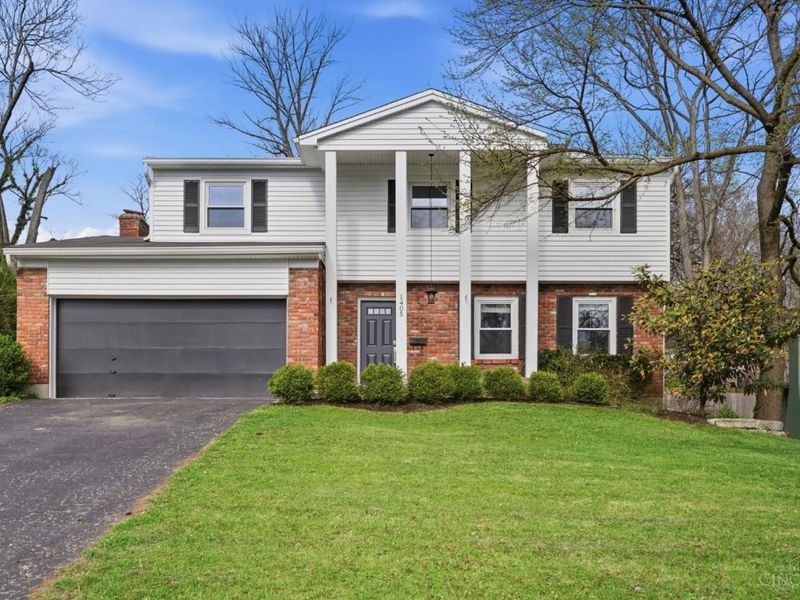 1405 Holman View Drive, Wyoming, OH 45215 Photo 5