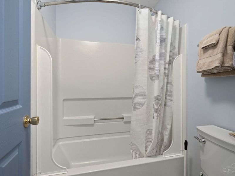 8080 Kings Court, Hamilton Twp, OH 45039 Photo 27