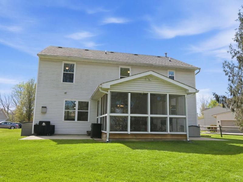 8080 Kings Court, Hamilton Twp, OH 45039 Photo 4