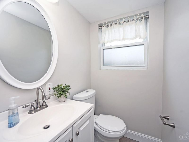 10178 Zig Zag Road, Blue Ash, OH 45242 Photo 21