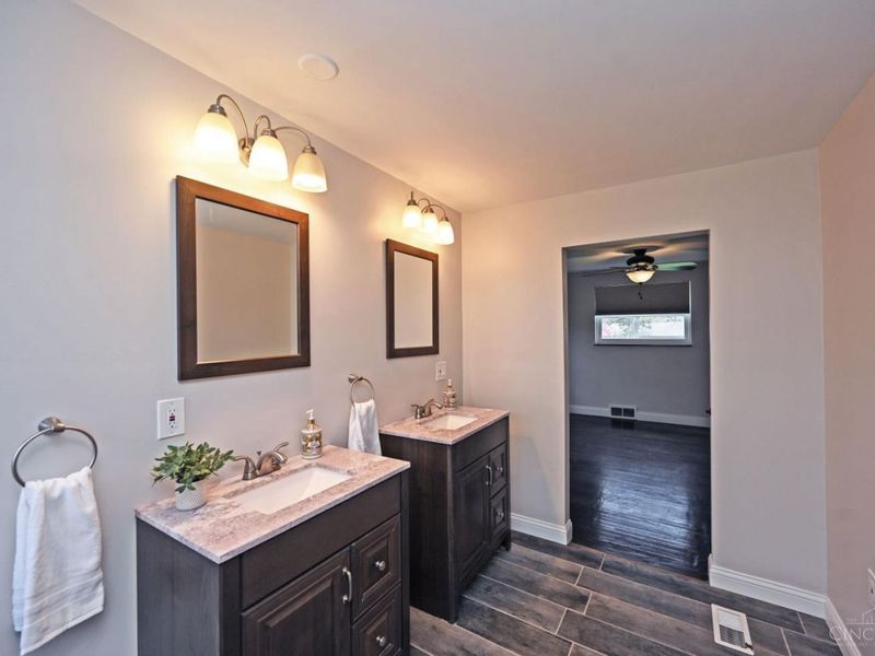 10178 Zig Zag Road, Blue Ash, OH 45242 Photo 29