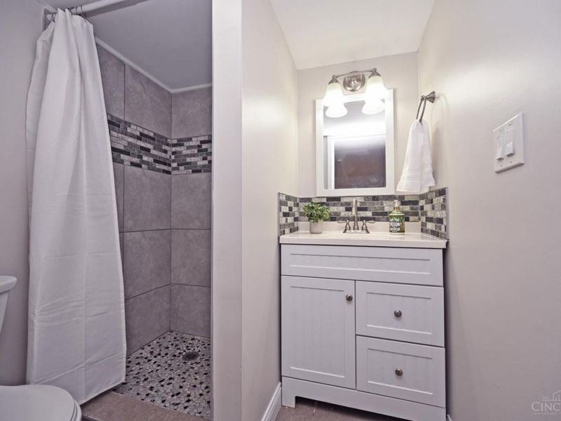 10178 Zig Zag Road, Blue Ash, OH 45242 Photo 48