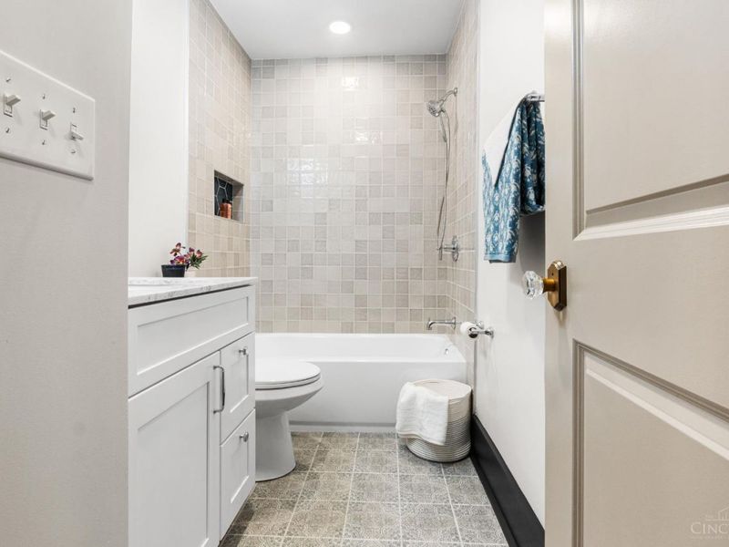 1119 Dayton Street, Cincinnati, OH 45214 Photo 18
