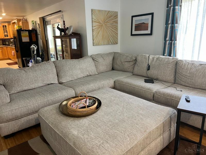 9275 Whitebirch Drive, Springfield Twp., OH 45231 Photo 5