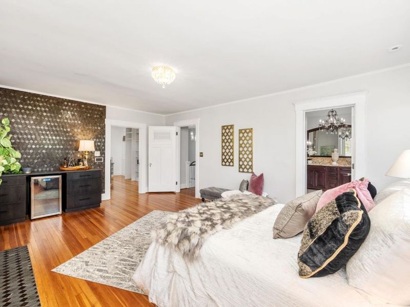 718 Clinton Springs Avenue, Cincinnati, OH 45229 Photo 28