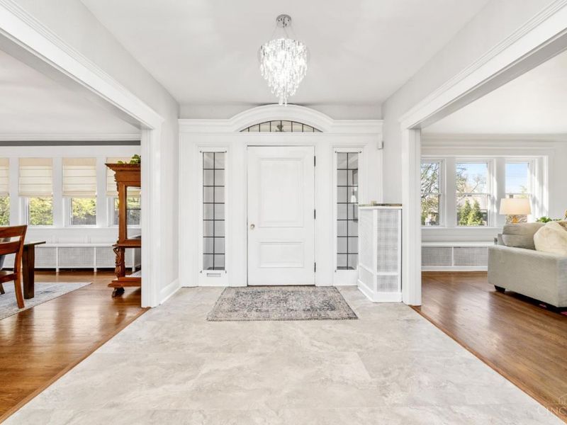 718 Clinton Springs Avenue, Cincinnati, OH 45229 Photo 9