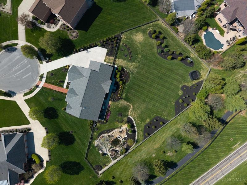 6604 Southampton Lane, West Chester, OH 45069 Photo 3