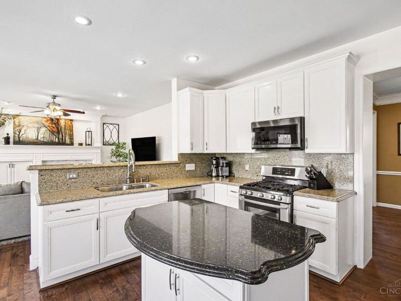 7277 Susan Springs Drive, West Chester, OH 45069 Photo 5