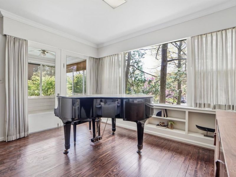 3990 Beechwood Avenue, Cincinnati, OH 45229 Photo 11