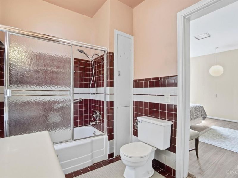 3990 Beechwood Avenue, Cincinnati, OH 45229 Photo 25