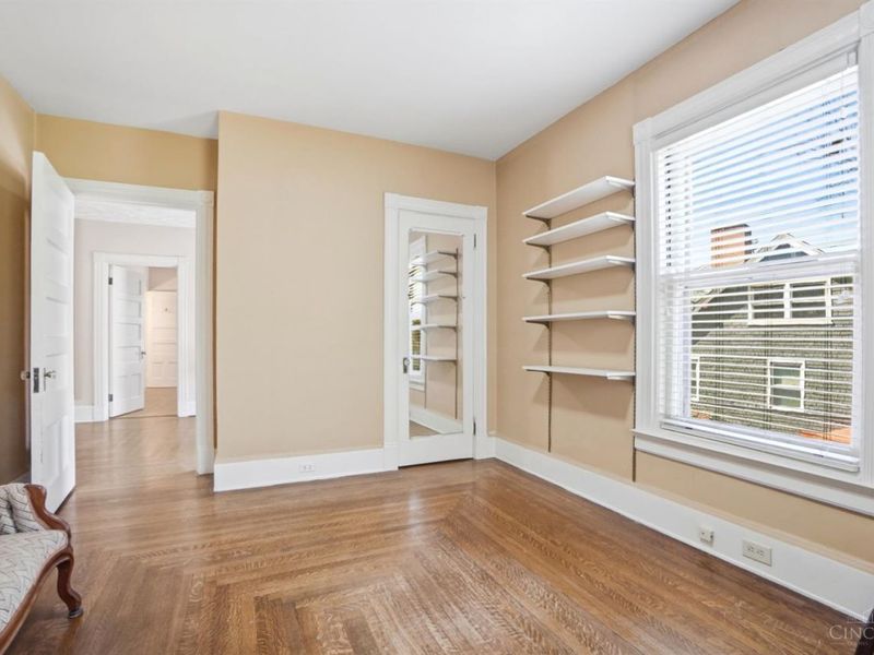 3990 Beechwood Avenue, Cincinnati, OH 45229 Photo 29