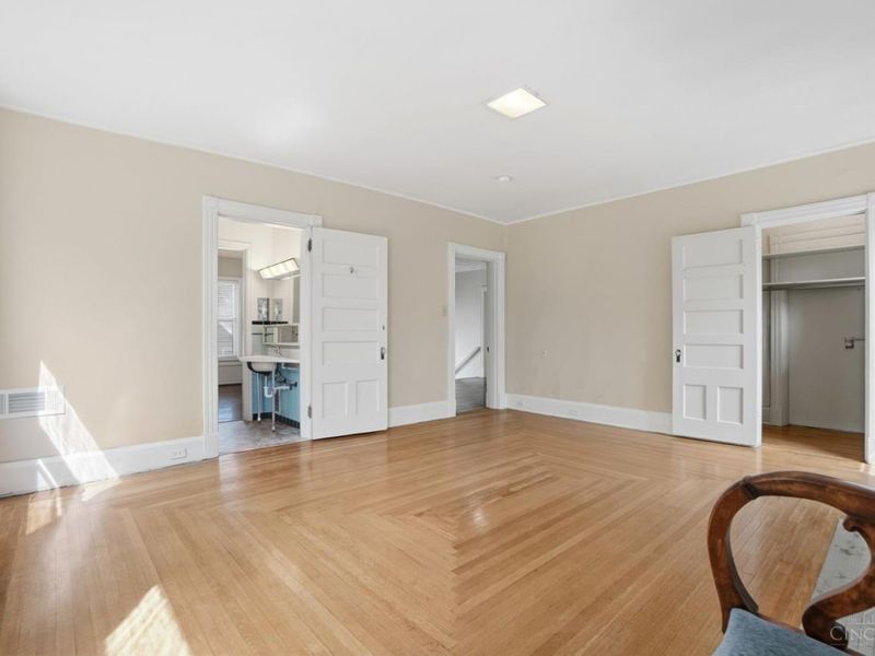 3990 Beechwood Avenue, Cincinnati, OH 45229 Photo 35