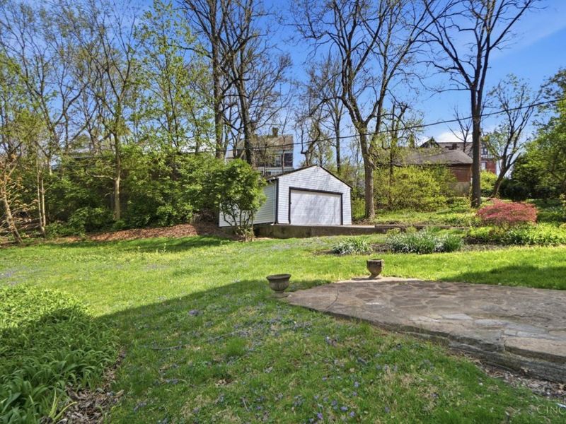 3990 Beechwood Avenue, Cincinnati, OH 45229 Photo 57