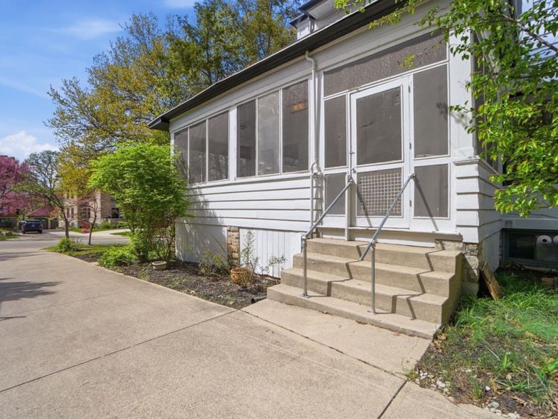 3990 Beechwood Avenue, Cincinnati, OH 45229 Photo 58