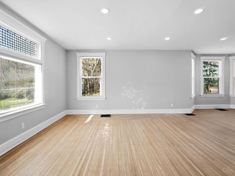 2978 Wardall Avenue, Cincinnati, OH 45211 Photo 12