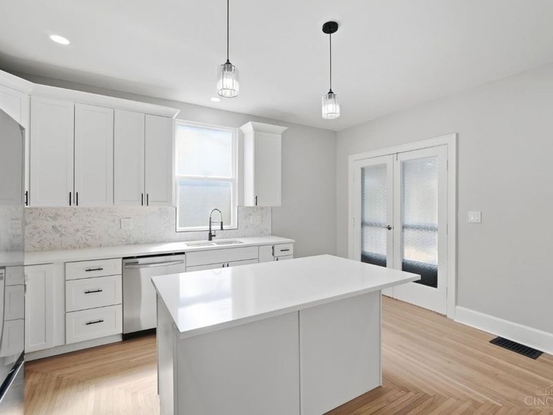 2978 Wardall Avenue, Cincinnati, OH 45211 Photo 23