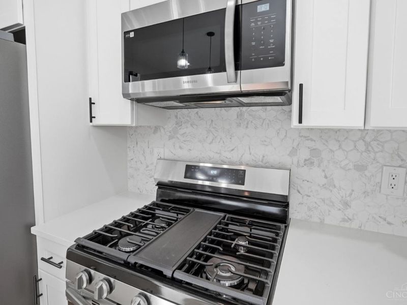 2978 Wardall Avenue, Cincinnati, OH 45211 Photo 29