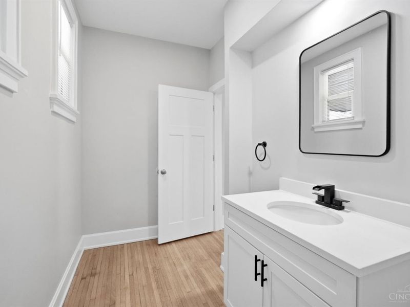 2978 Wardall Avenue, Cincinnati, OH 45211 Photo 39