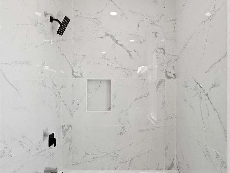 2978 Wardall Avenue, Cincinnati, OH 45211 Photo 59