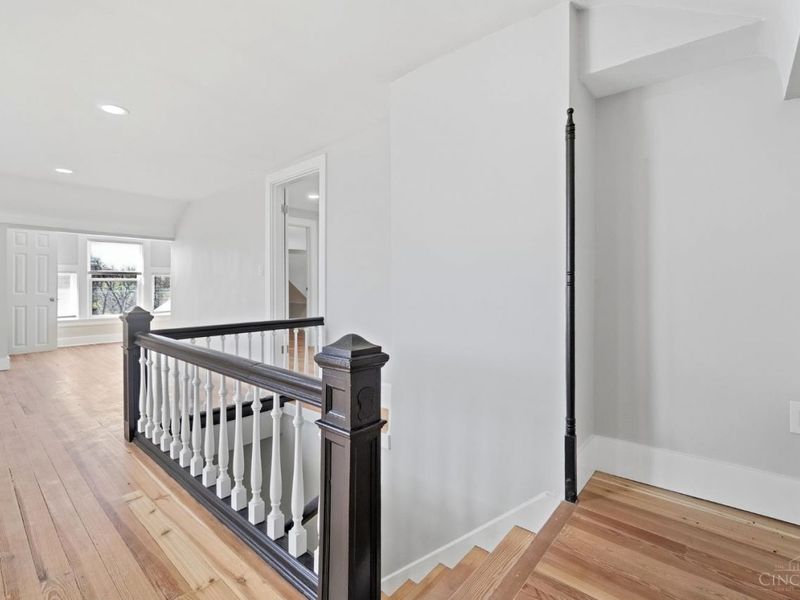 2978 Wardall Avenue, Cincinnati, OH 45211 Photo 64