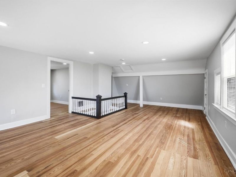 2978 Wardall Avenue, Cincinnati, OH 45211 Photo 67