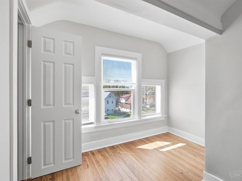 2978 Wardall Avenue, Cincinnati, OH 45211 Photo 68