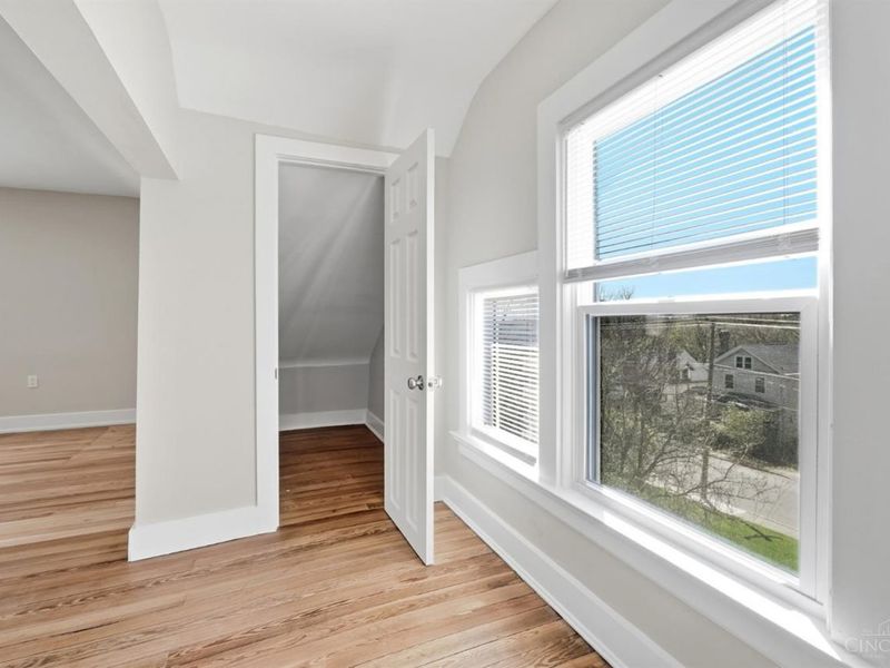 2978 Wardall Avenue, Cincinnati, OH 45211 Photo 69