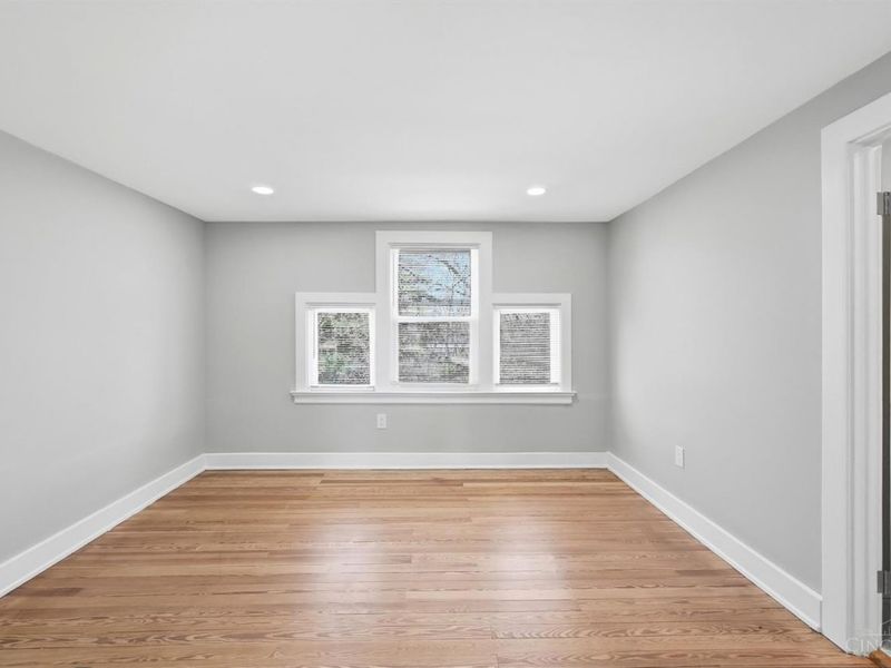 2978 Wardall Avenue, Cincinnati, OH 45211 Photo 71