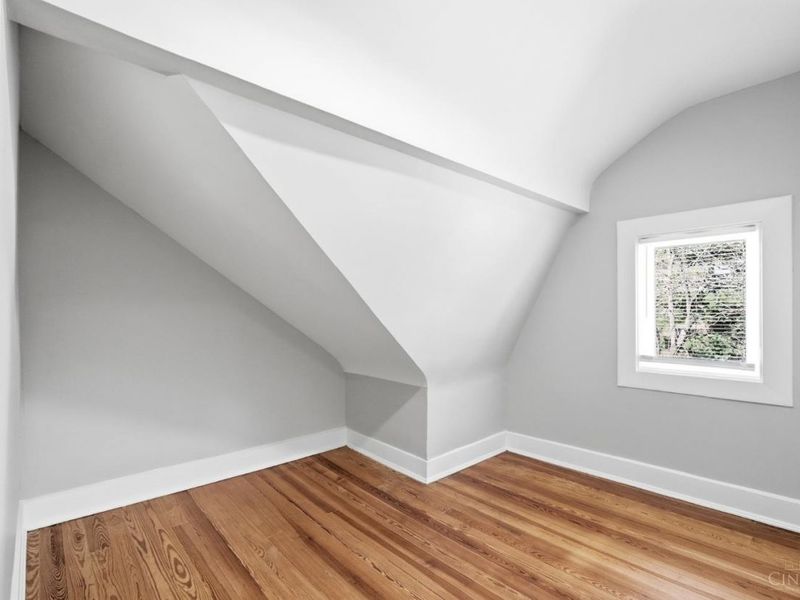 2978 Wardall Avenue, Cincinnati, OH 45211 Photo 74