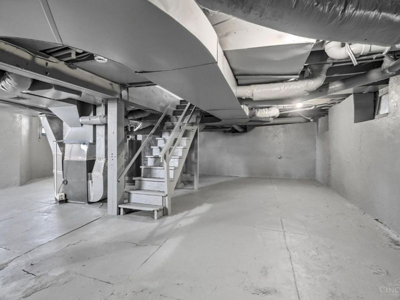 2978 Wardall Avenue, Cincinnati, OH 45211 Photo 80