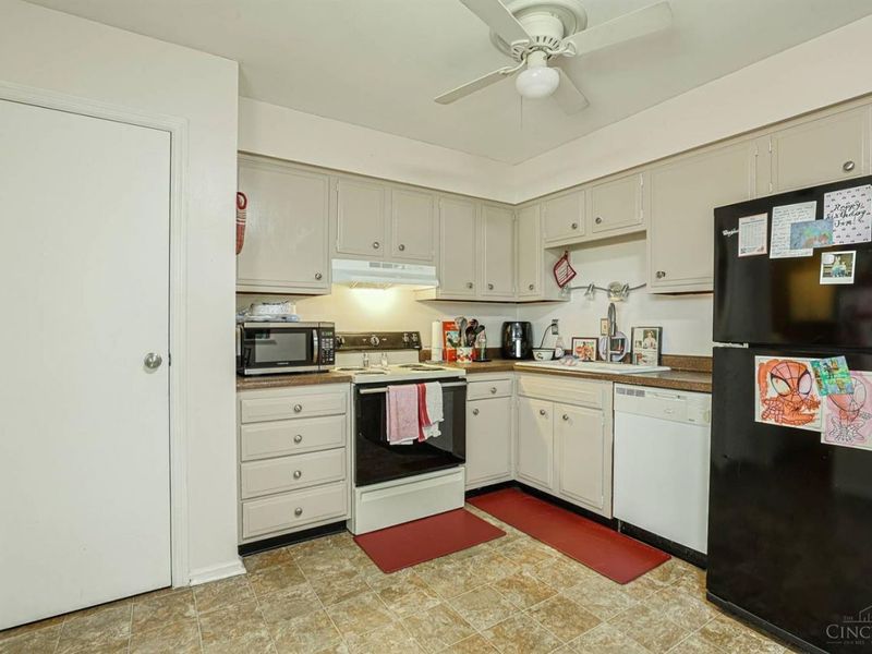 2009 Sunset Drive, Hamilton, OH 45013 Photo 8