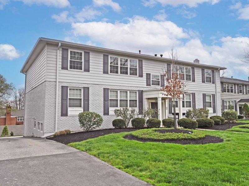 3666 Willowlea Court, Unit C, Cincinnati, OH 45208 Photo 2