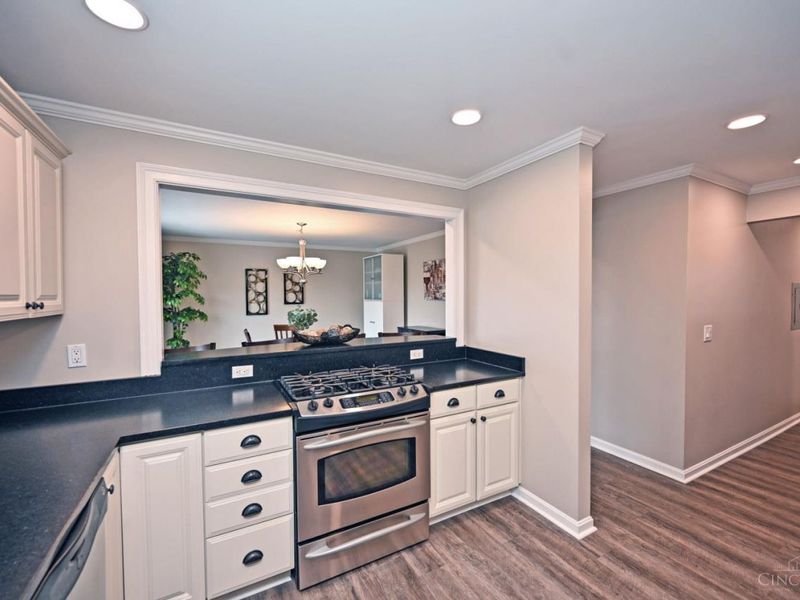 3666 Willowlea Court, Unit C, Cincinnati, OH 45208 Photo 9