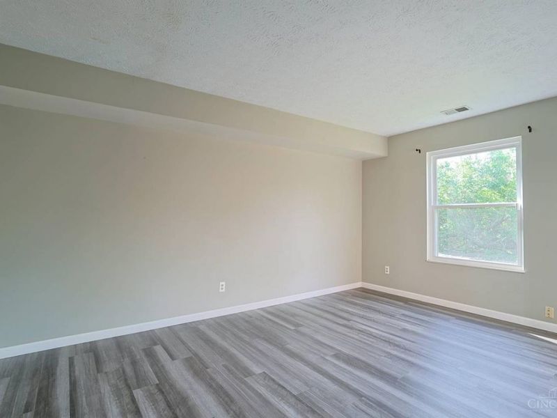 212 Duchess Lane, Union Twp, OH 45255 Photo 4