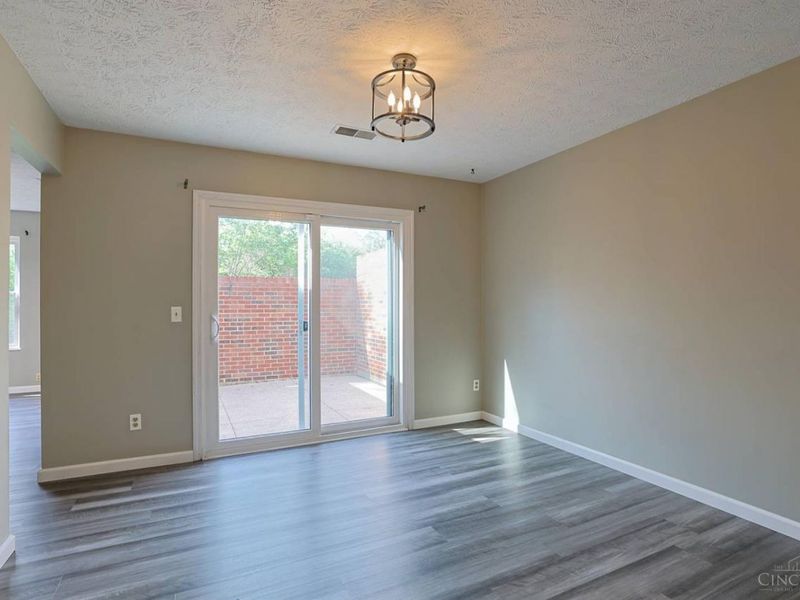 212 Duchess Lane, Union Twp, OH 45255 Photo 7