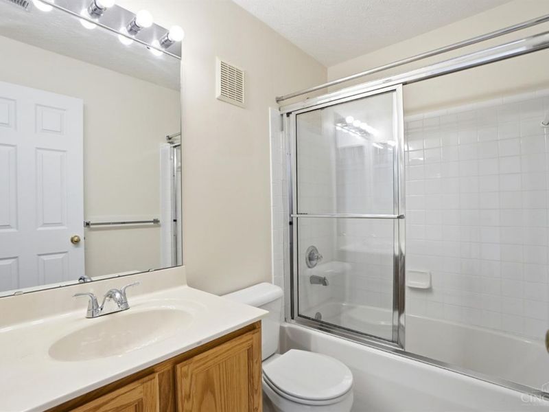 3911 Columbard Lane, Union Twp, OH 45255 Photo 32