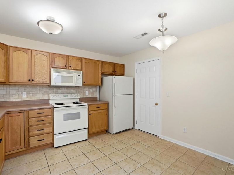 3911 Columbard Lane, Union Twp, OH 45255 Photo 8