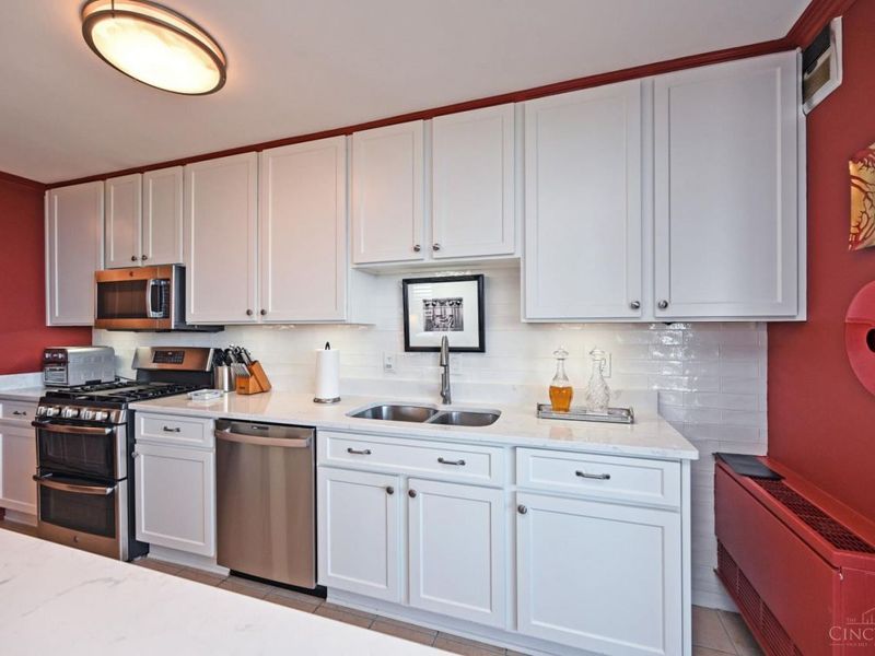 2324 Madison Road, Unit 1208, Cincinnati, OH 45208 Photo 11