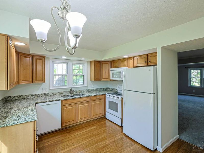 401 Shakerdale Road, Cincinnati, OH 45242 Photo 14