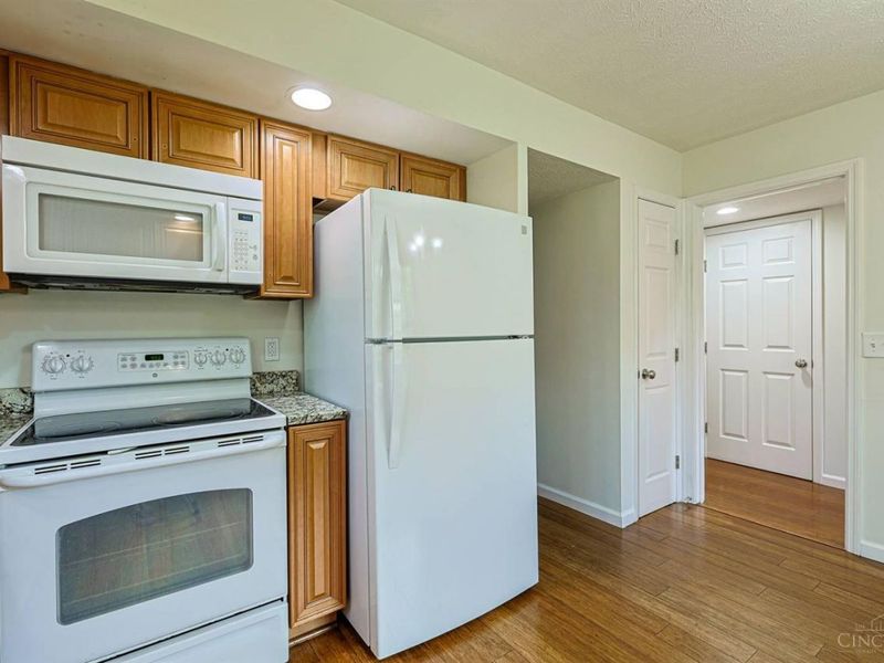 401 Shakerdale Road, Cincinnati, OH 45242 Photo 15